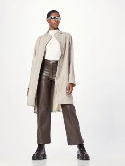 ILSE JACOBSEN Regenmantels Functionele Mantel Dames Cappuccino -Ilse Jacobsen 167c0f5c6e2f0f9783fb426f3b3cdf07