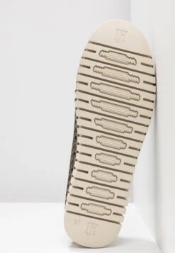 ILSE JACOBSEN Tulip - Instappers - Khaki -Ilse Jacobsen 6b8bd05a03e8402ab65154368fb87b0a