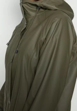 ILSE JACOBSEN Raincoat - Regenjas - Army -Ilse Jacobsen 7225b12f85a74b7b9e2a936c14d9b14d