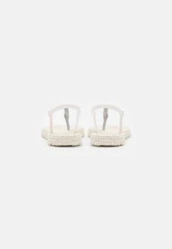 ILSE JACOBSEN Cheerful - Teenslippers - Creme -Ilse Jacobsen 9583fb67efee49bfb19837dcbedf2e89